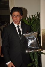 Shahrukh Khan at Forbes India Leadership Awards in Trident, Mumbai on 21st Oct 2011 (31).JPG